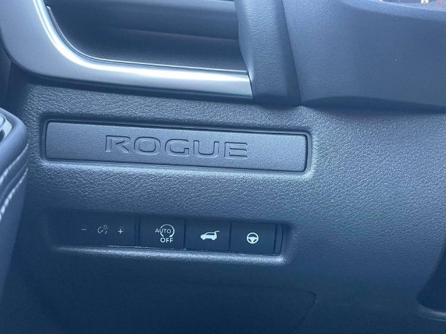 2027 Nissan Rogue Dark Armor