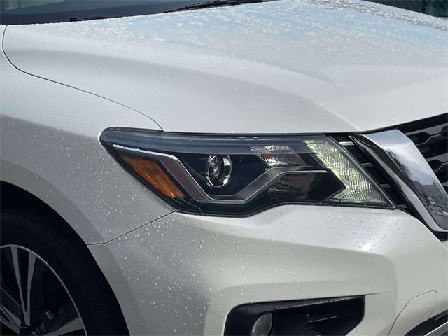 2018 Nissan Pathfinder Platinum