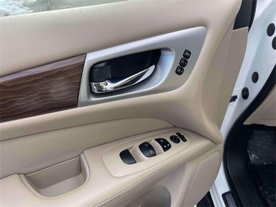 2018 Nissan Pathfinder Platinum