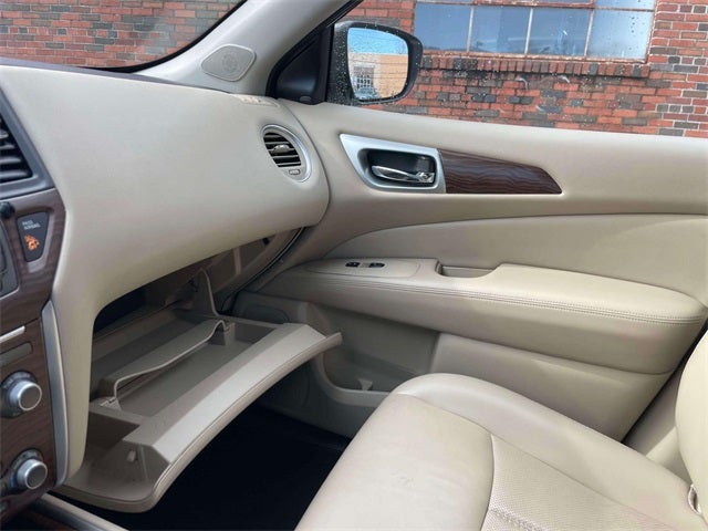 2018 Nissan Pathfinder Platinum