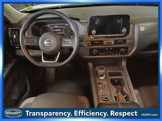 2023 Nissan Pathfinder S