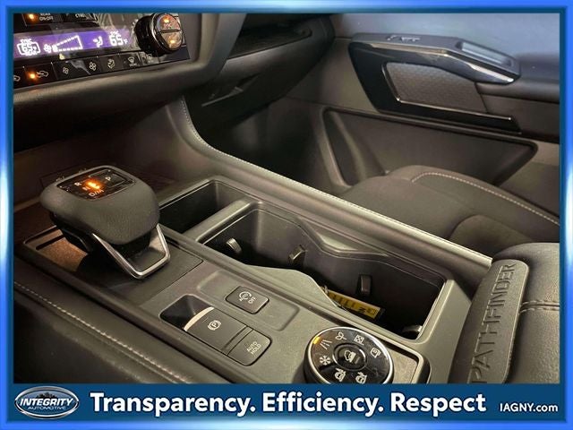 2023 Nissan Pathfinder S
