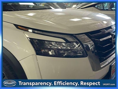 2023 Nissan Pathfinder S