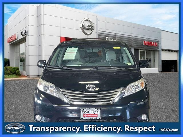 2015 Toyota Sienna XLE 7 Passenger