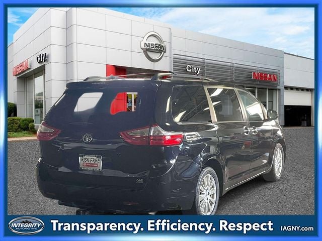 2015 Toyota Sienna XLE 7 Passenger