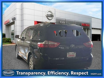 2015 Toyota Sienna XLE 7 Passenger