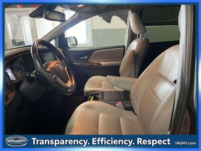 2018 Toyota Sienna Limited Premium 7 Passenger