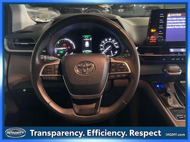 2023 Toyota Sienna XLE 8 Passenger