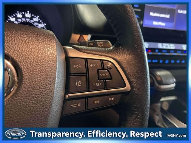 2023 Toyota Sienna XLE 8 Passenger