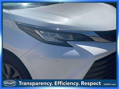 2023 Toyota Sienna XLE 8 Passenger