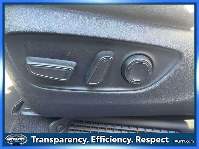 2023 Toyota Sienna XLE 8 Passenger