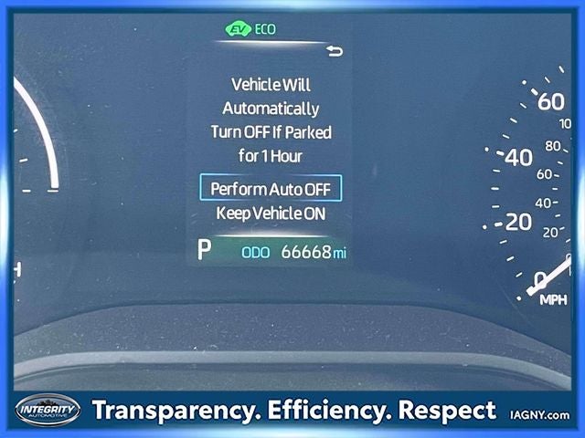 2023 Toyota Sienna XLE 8 Passenger