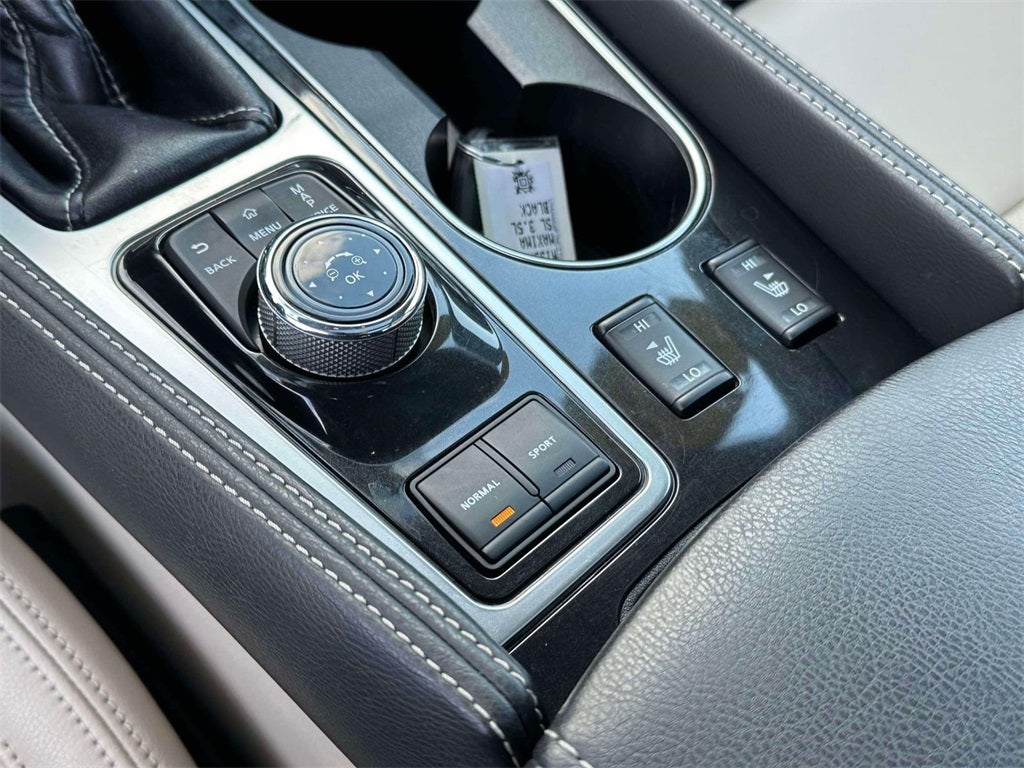 2017 Nissan Maxima SL