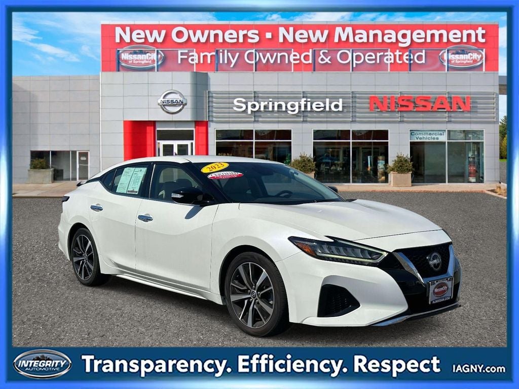 2023 Nissan Maxima SV