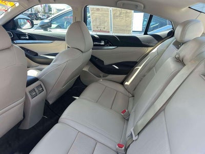 2023 Nissan Maxima SV