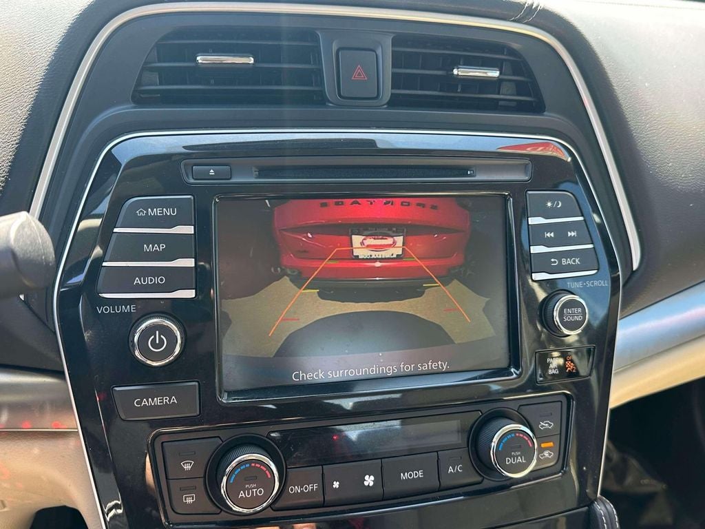 2023 Nissan Maxima SV