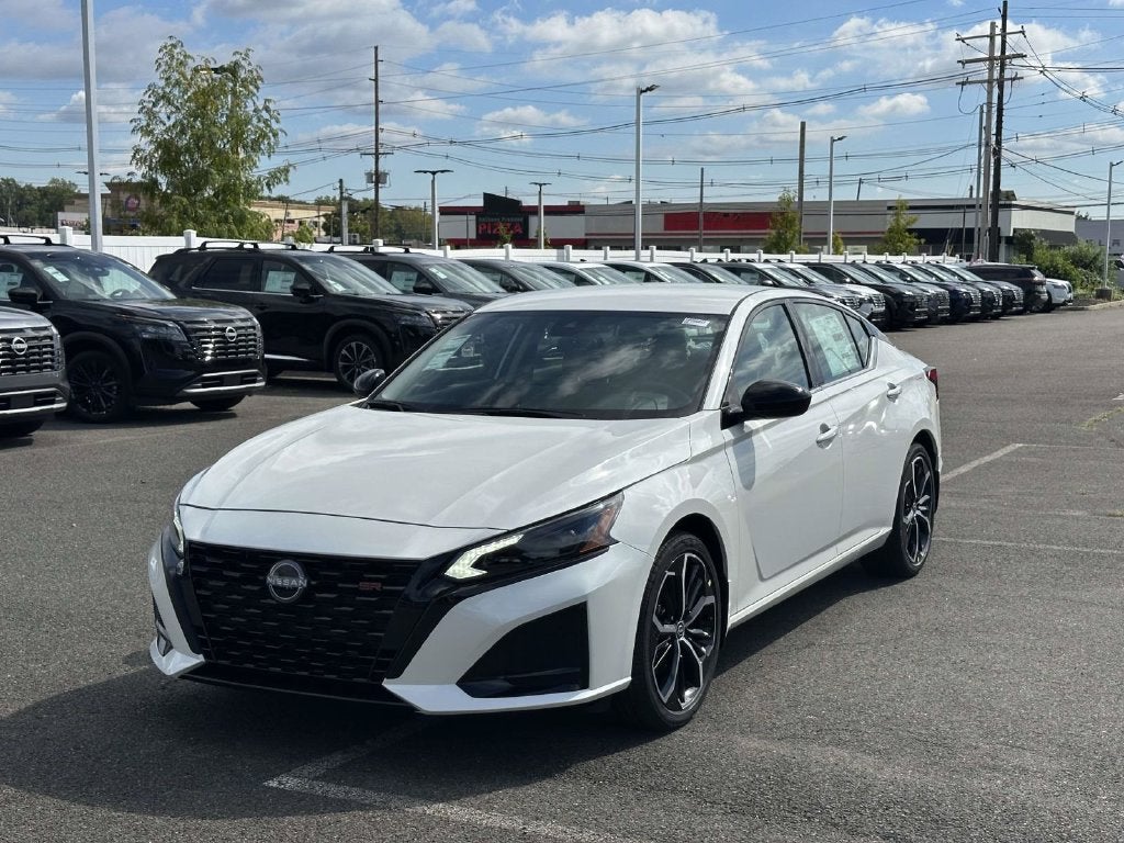 2026 Nissan Altima SR