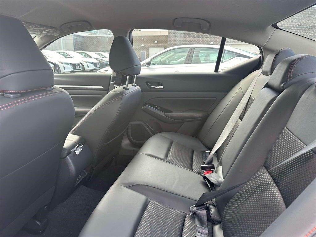 2025 Nissan Altima SR