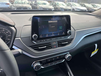 2025 Nissan Altima SR