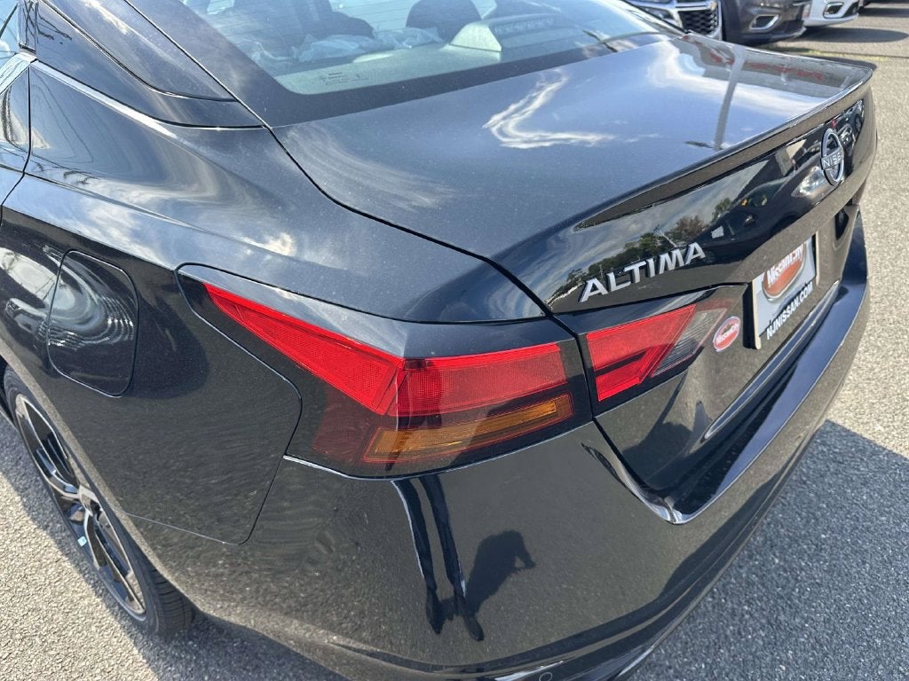 2026 Nissan Altima SR