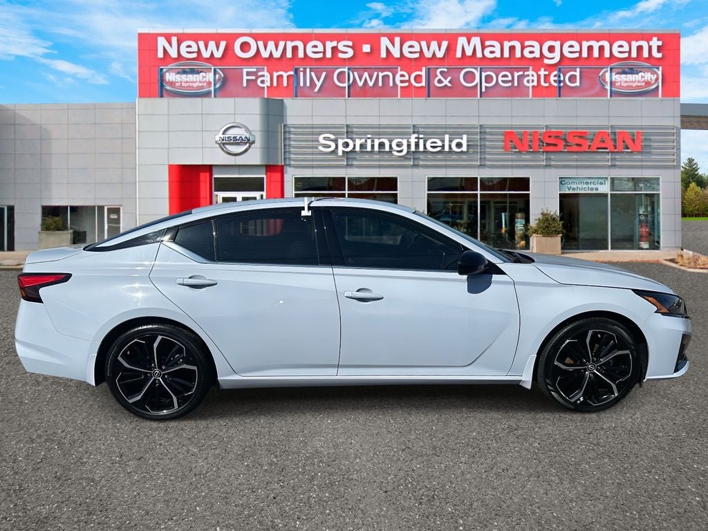 2024 Nissan Altima SR
