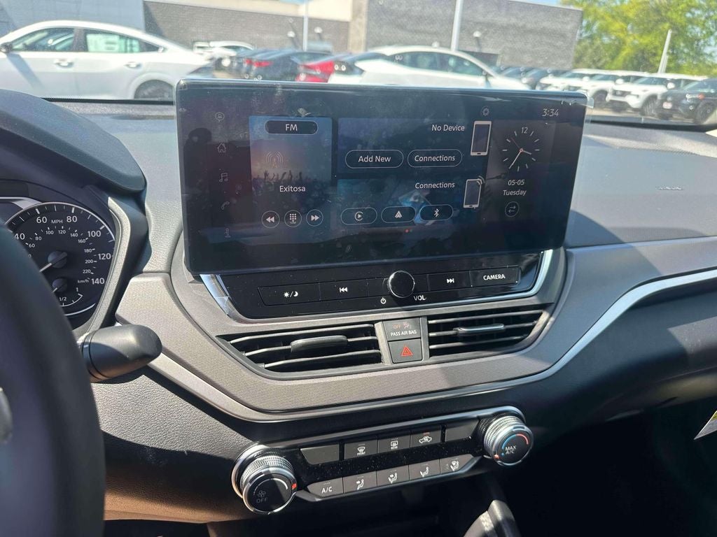 2026 Nissan Altima SR