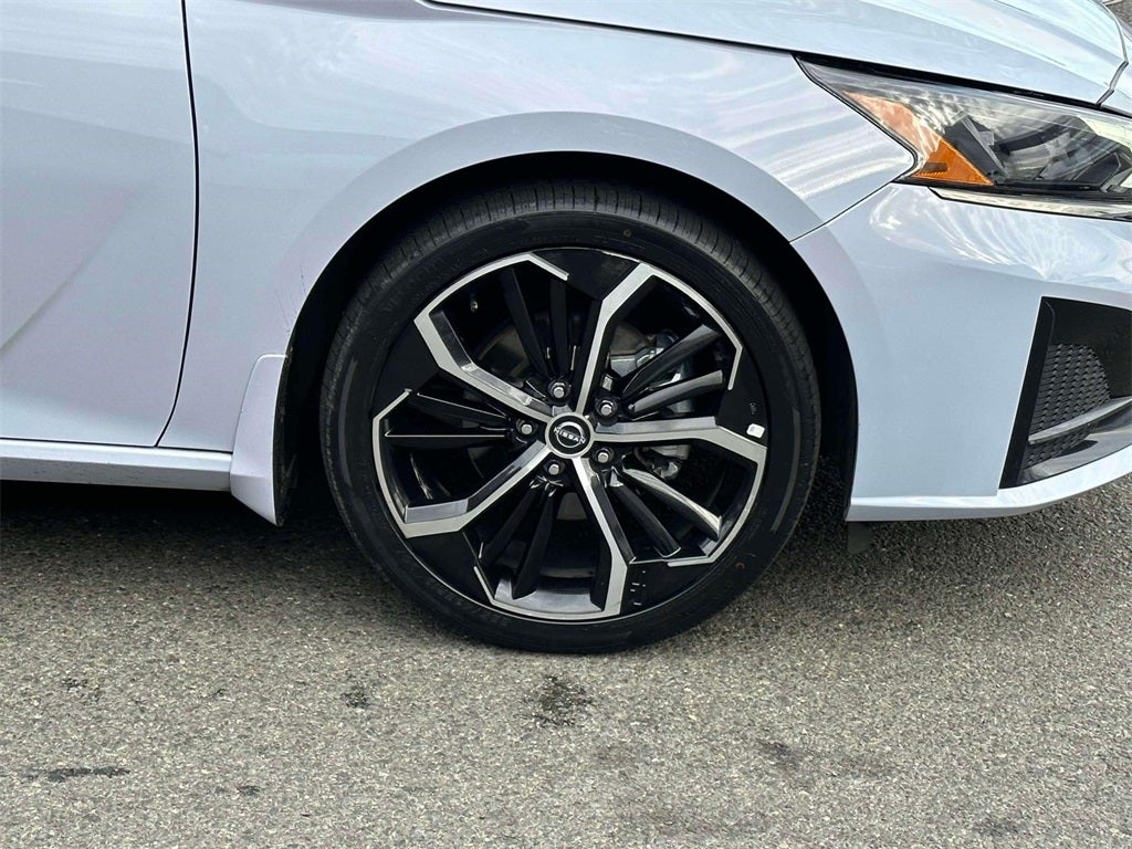 2024 Nissan Altima SR