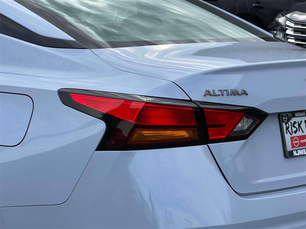 2024 Nissan Altima SR