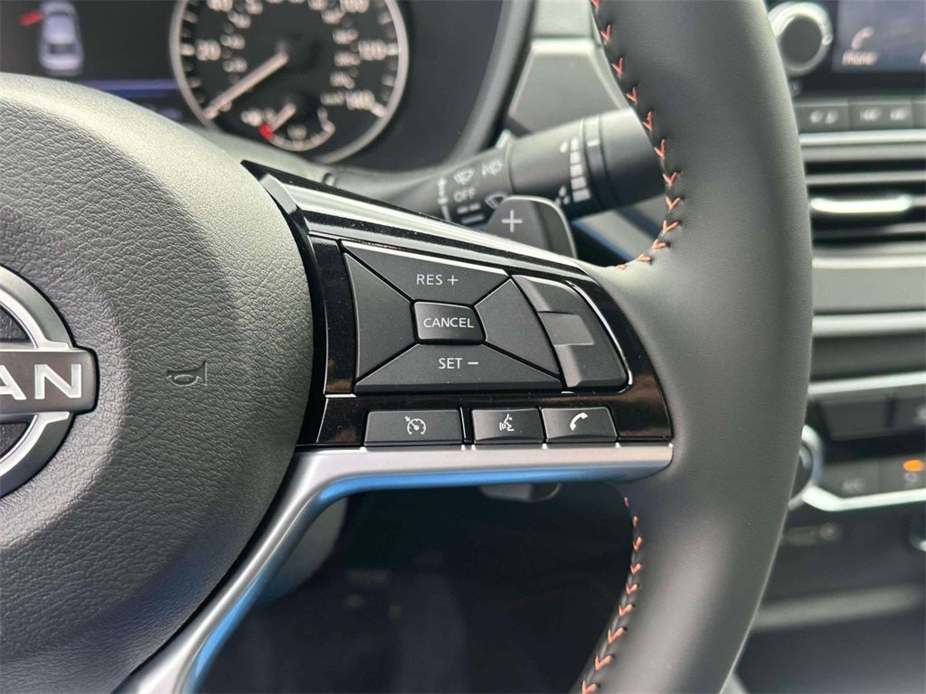 2025 Nissan Altima SR