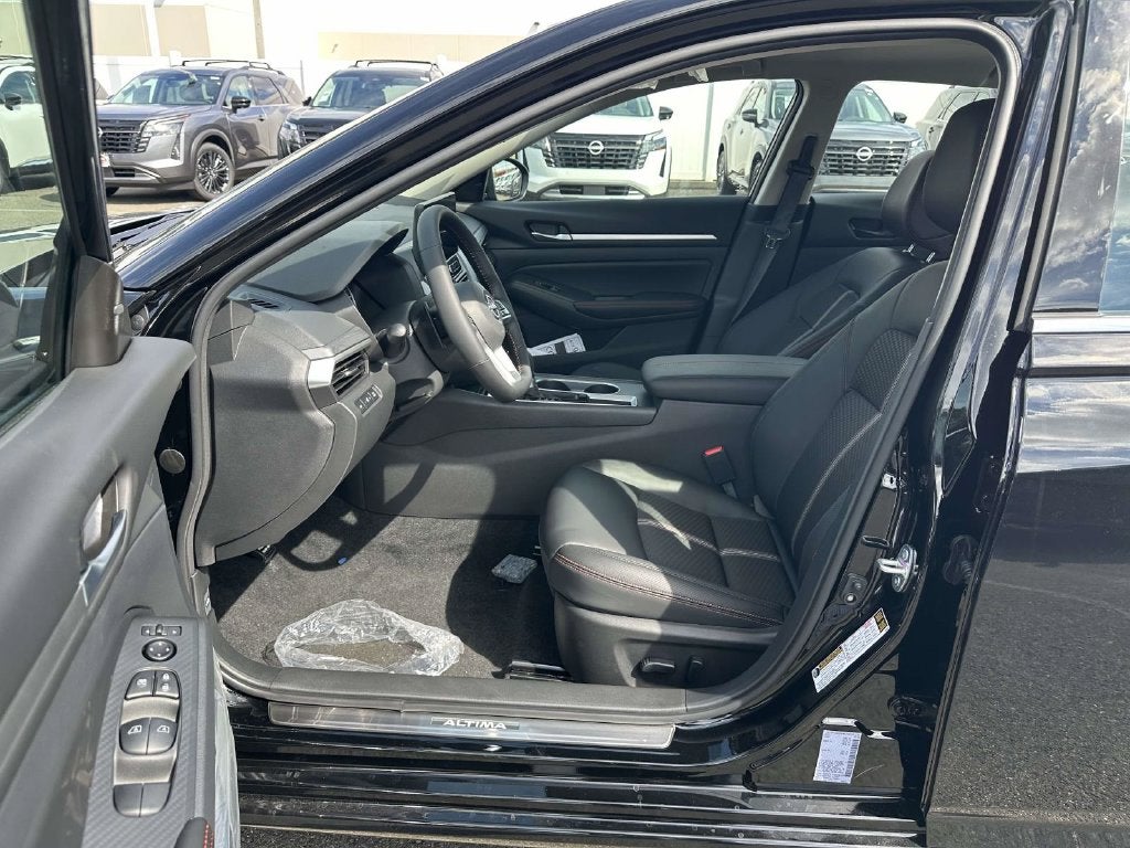 2026 Nissan Altima SR