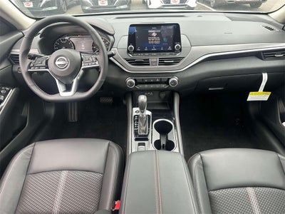 2025 Nissan Altima SR