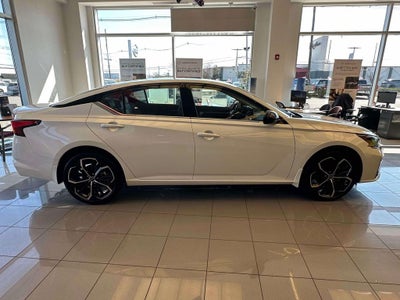 2025 Nissan Altima SR