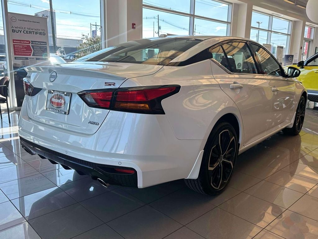 2025 Nissan Altima SR