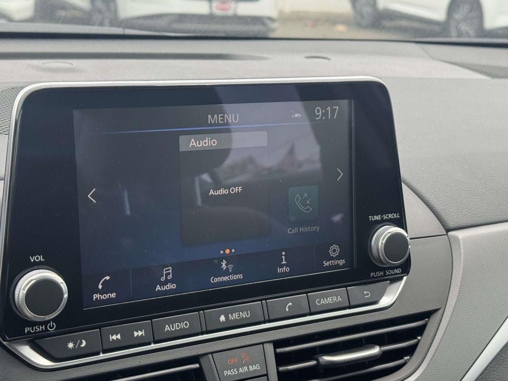 2025 Nissan Altima SR