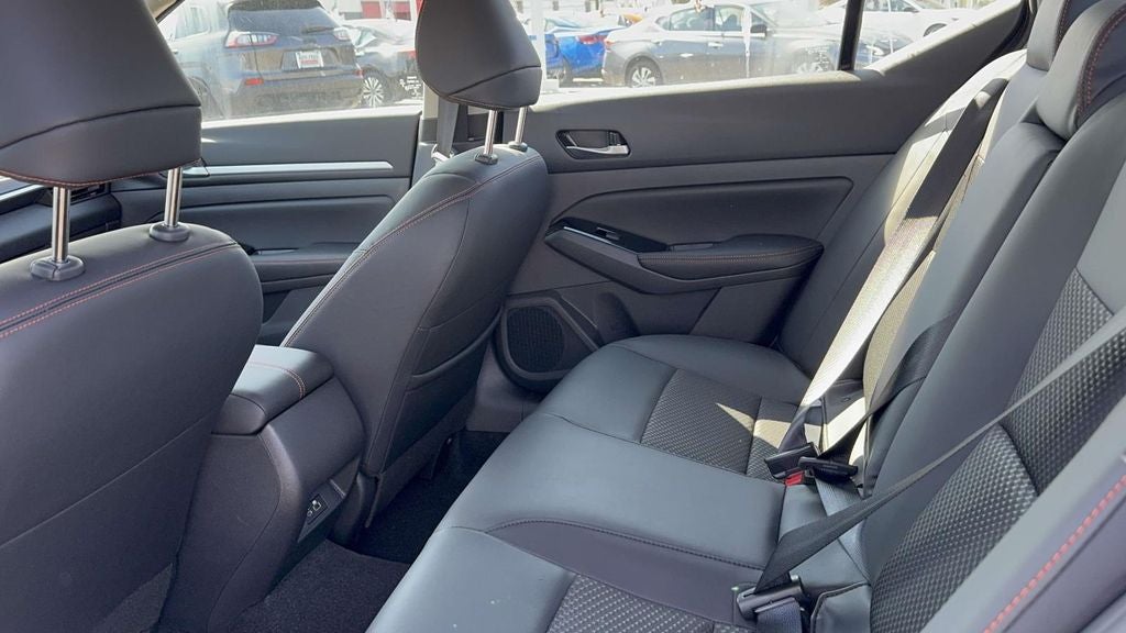 2025 Nissan Altima SR