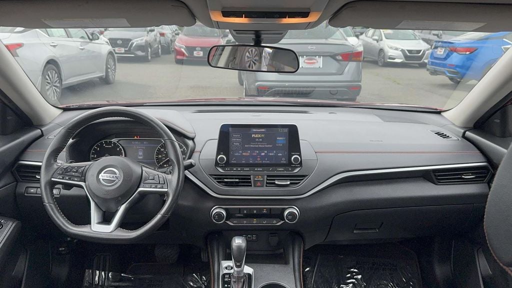 2022 Nissan Altima 2.5 SR