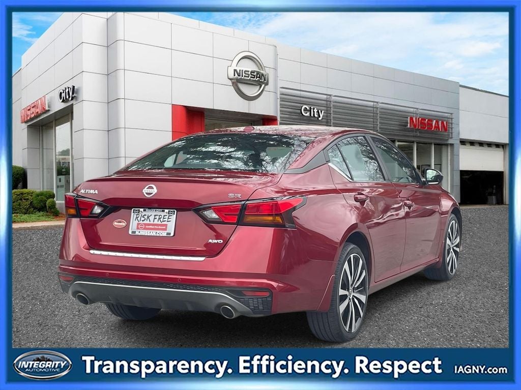 2022 Nissan Altima 2.5 SR