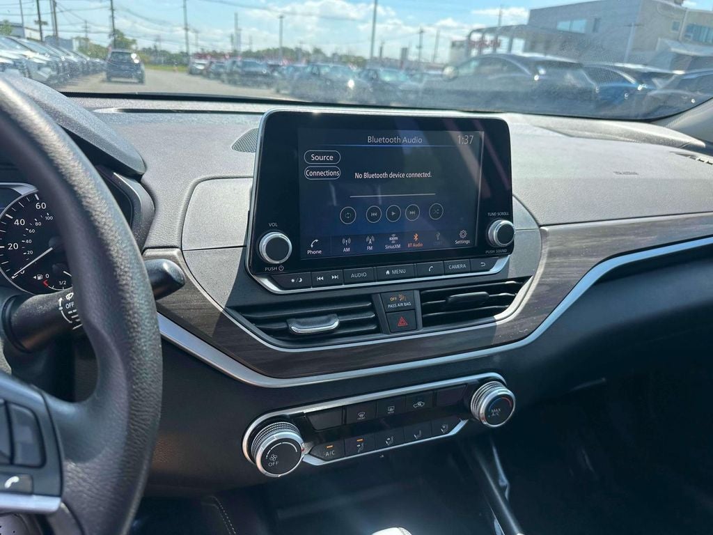 2023 Nissan Altima SV