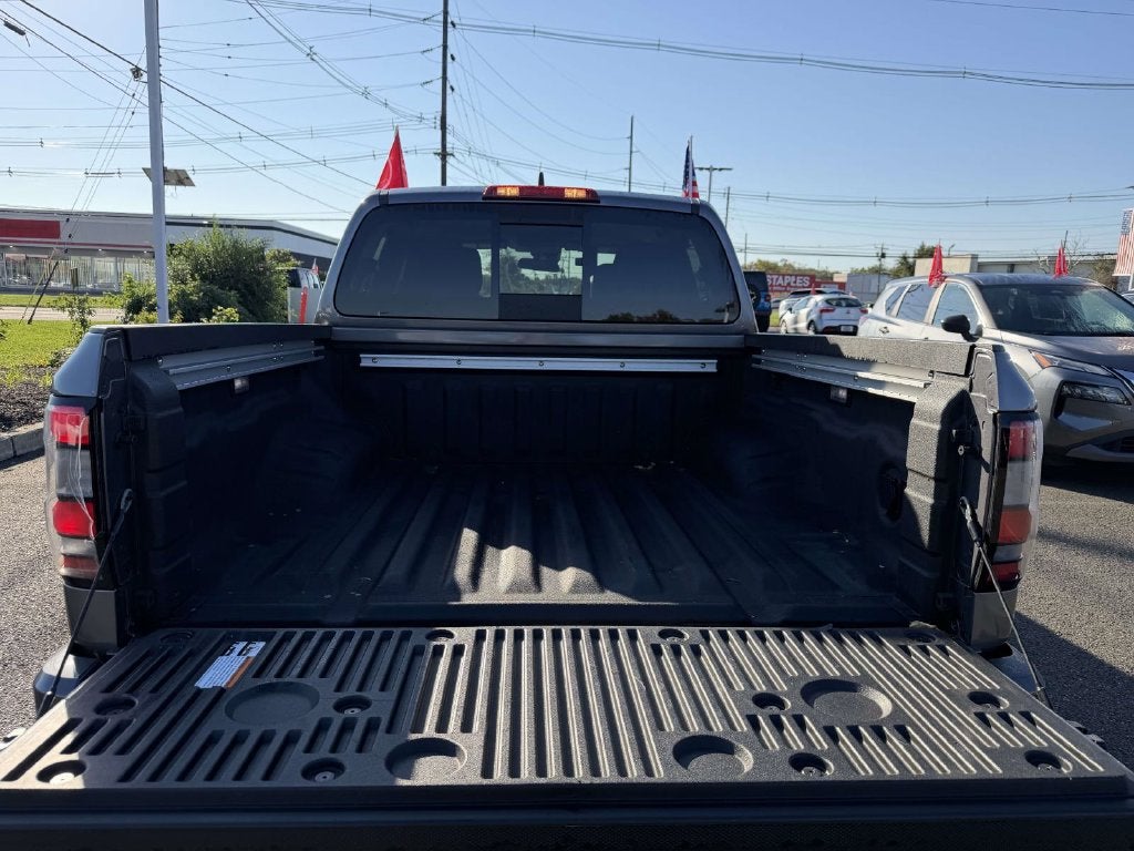 2026 Nissan Frontier Crew Cab SV