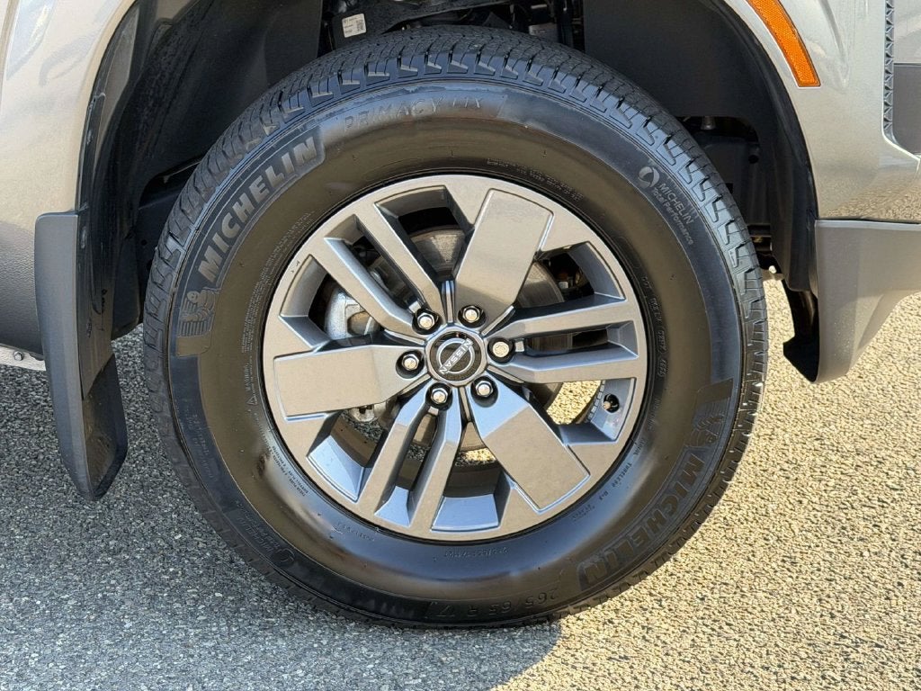 2026 Nissan Frontier Crew Cab SV