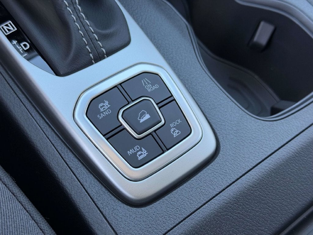 2027 Nissan Frontier Crew Cab SV