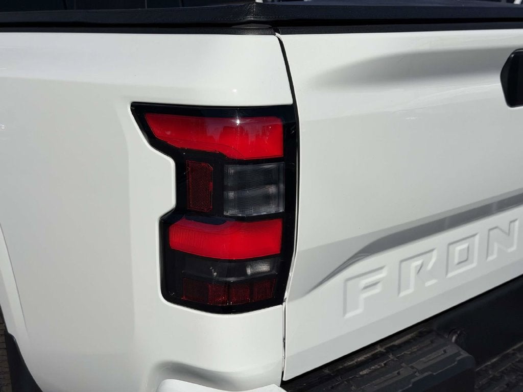 2027 Nissan Frontier Crew Cab SV