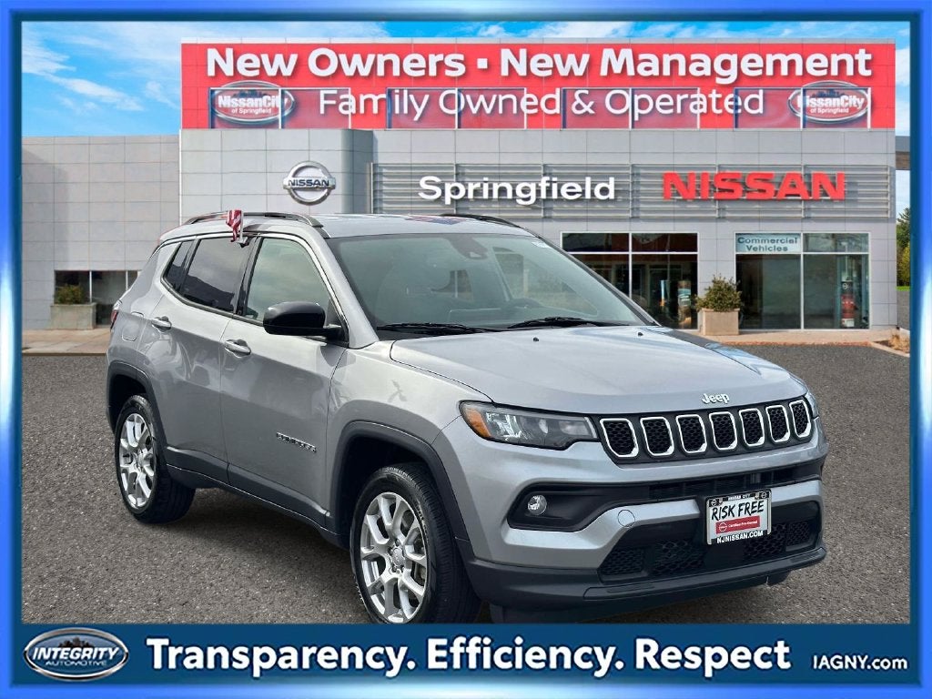 2023 Jeep Compass Latitude Lux