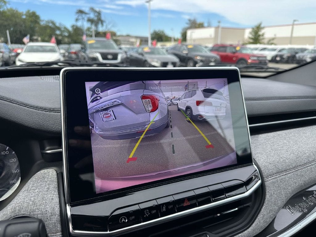 2023 Jeep Compass Latitude Lux