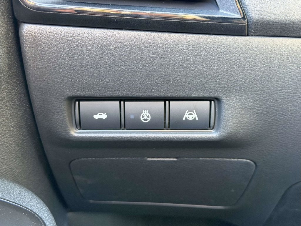 2027 Nissan Sentra SR Midnight Edition
