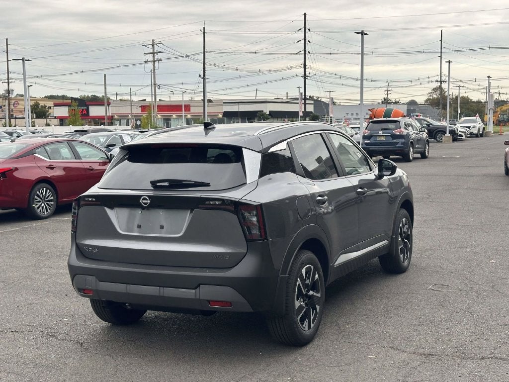2027 Nissan Kicks SV