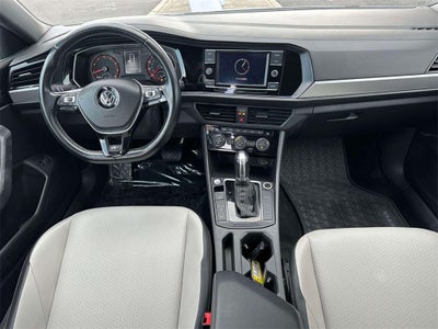 2019 Volkswagen Jetta R-Line