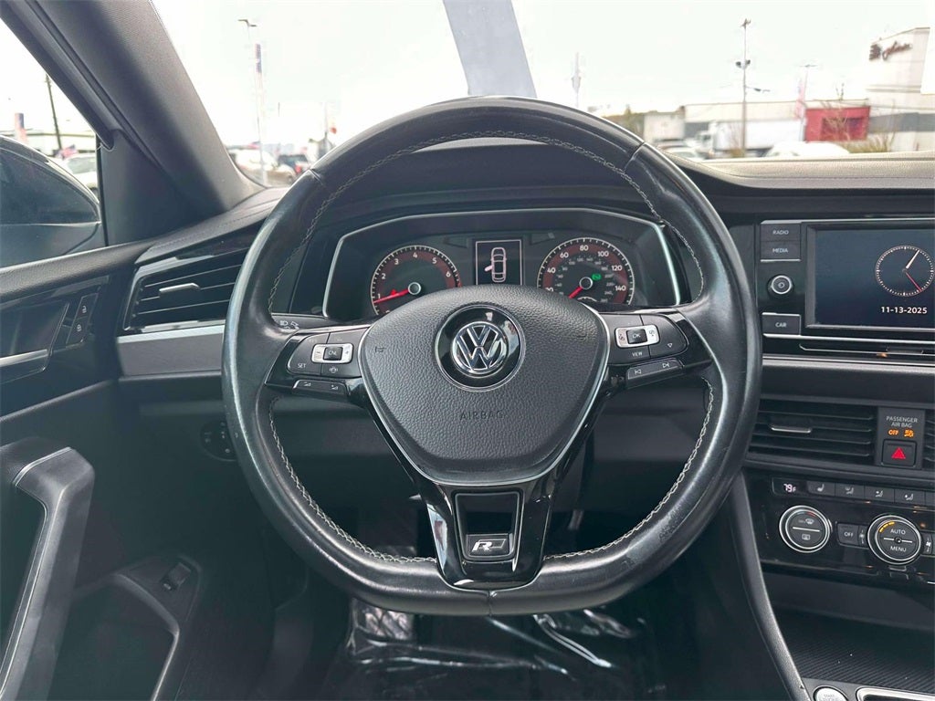 2019 Volkswagen Jetta R-Line