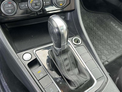 2019 Volkswagen Jetta R-Line