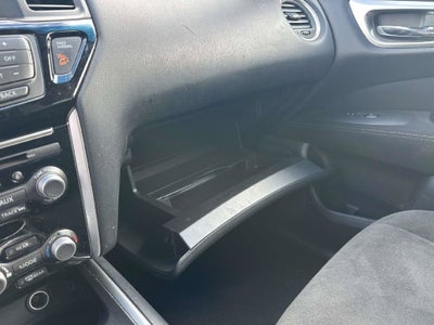 2015 Nissan Pathfinder SV